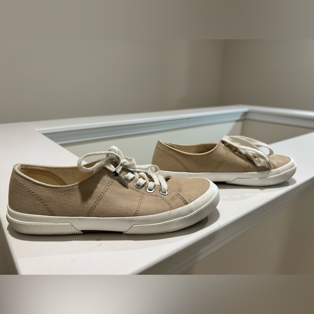 Lauren Ralph Lauren Jolie Tan Canvas Sneakers size 8.5B